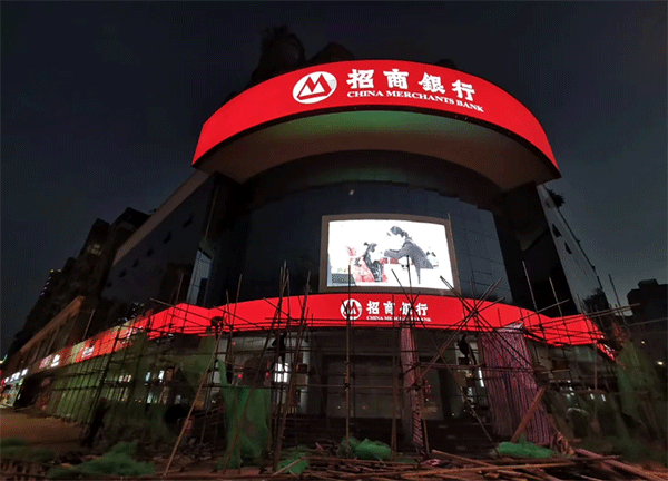 3M燈箱布VS噴繪布有哪些優(yōu)勢(shì)？